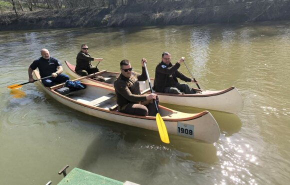 Environmental action and canoe inspection along the Rába River